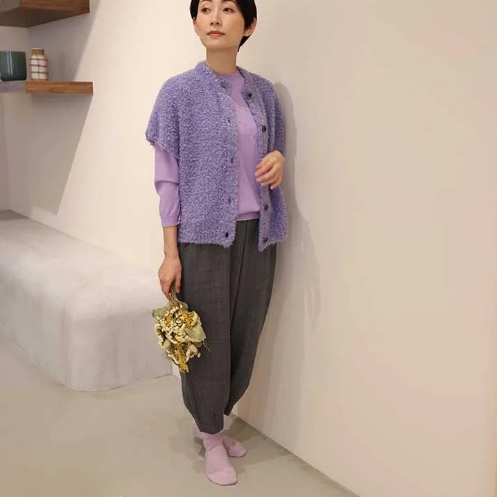 Made in Japan - Versatile and versatile: Tweed-style pants with darts at the hem