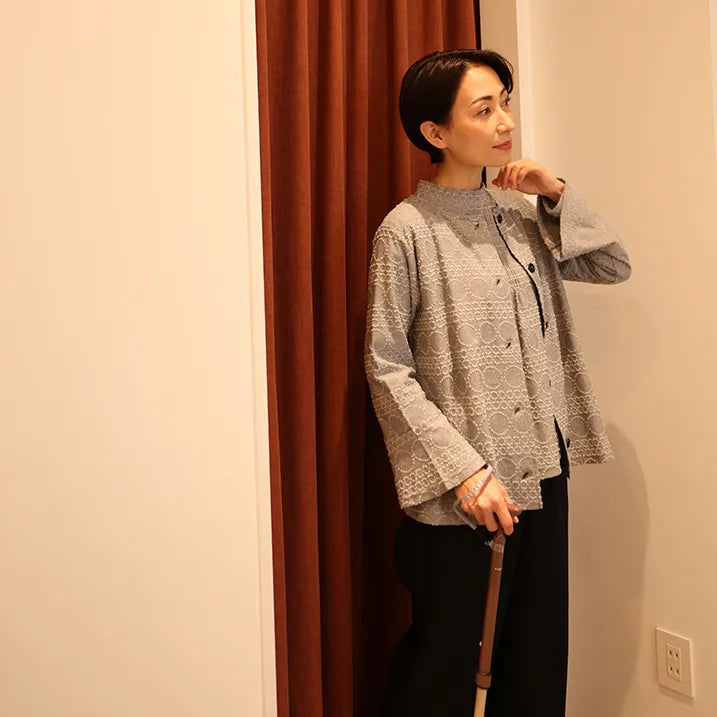 【超轻155克,可伸缩】双色碳纤维伸缩手杖