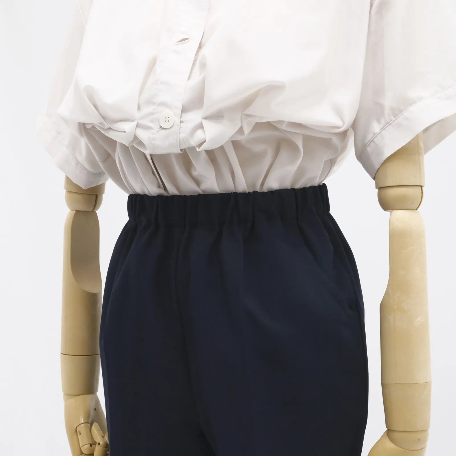 【通気性x軽やかな履きごこち】レディースドットエアパンツ