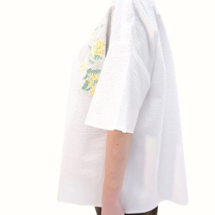【通気性抜群・綿100%・日本製・洗濯機OK】刺繍ブラウス