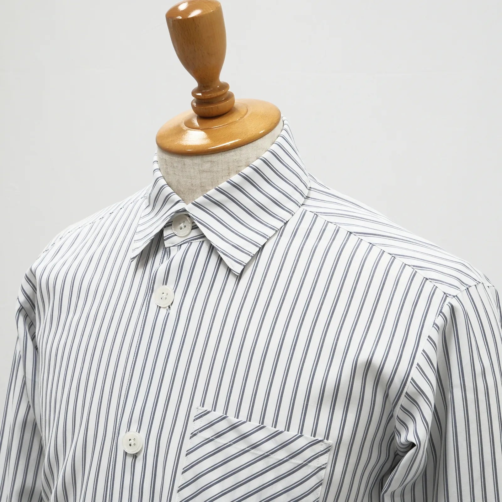 【接触冷感・UV機能】クラシックストライプシャツ