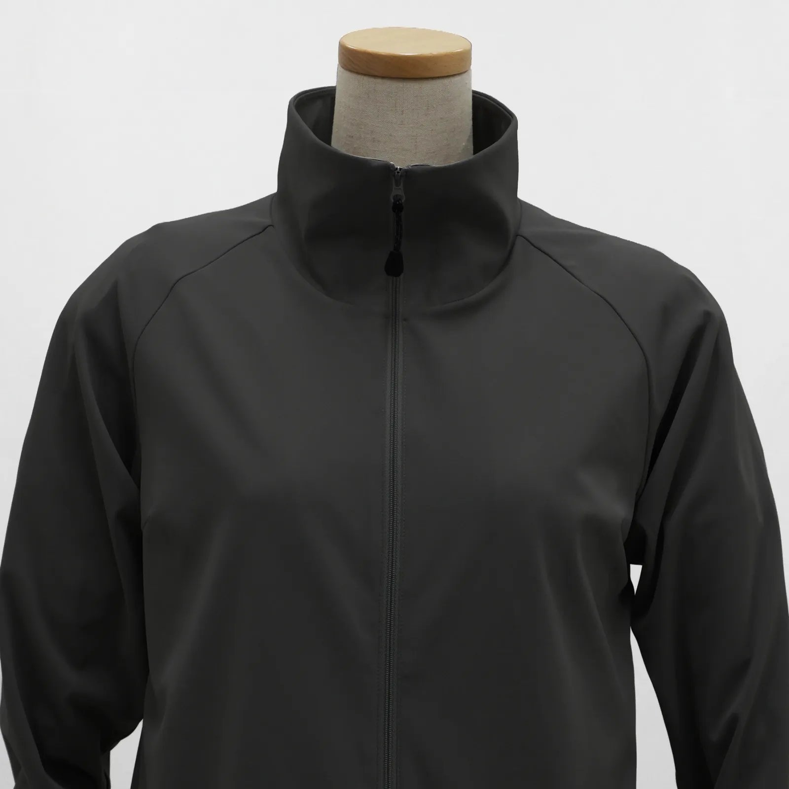 【UVカット・吸水速乾】レディースストレッチブルゾン