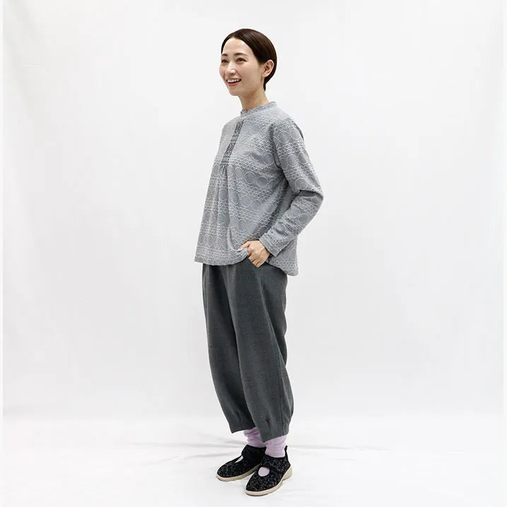 【宽松利落】圆点提花套头衫