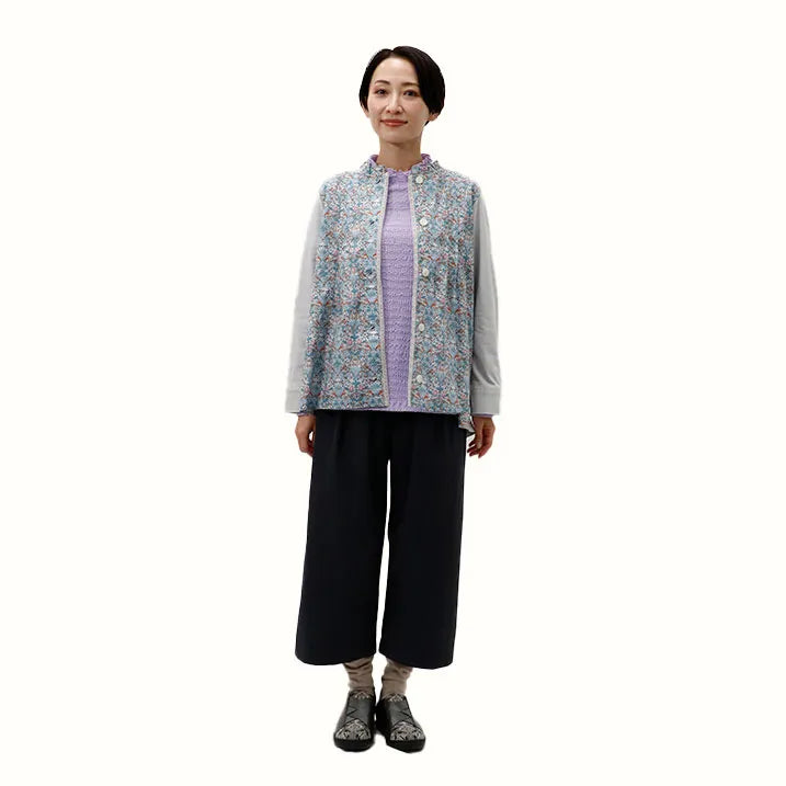 【顔まわりの印象もふんわり華やかに・日本製・綿100%・洗濯◎】リバティプリントレース付きブラウス