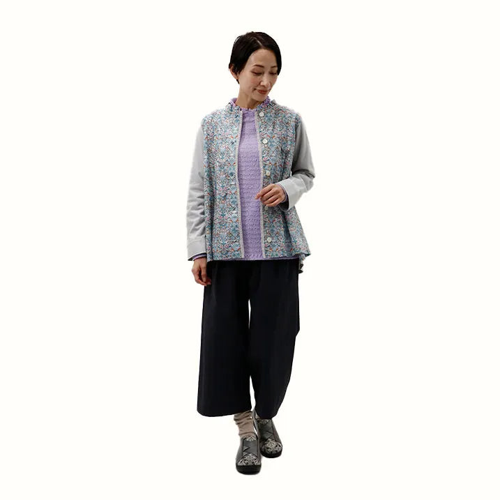 【顔まわりの印象もふんわり華やかに・日本製・綿100%・洗濯◎】リバティプリントレース付きブラウス