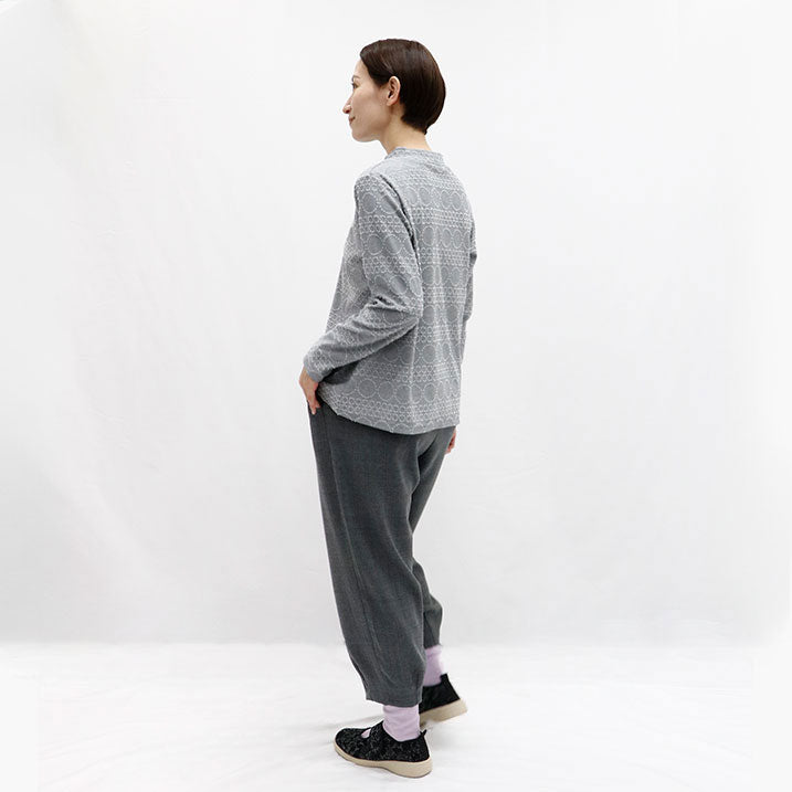 【宽松利落】圆点提花套头衫