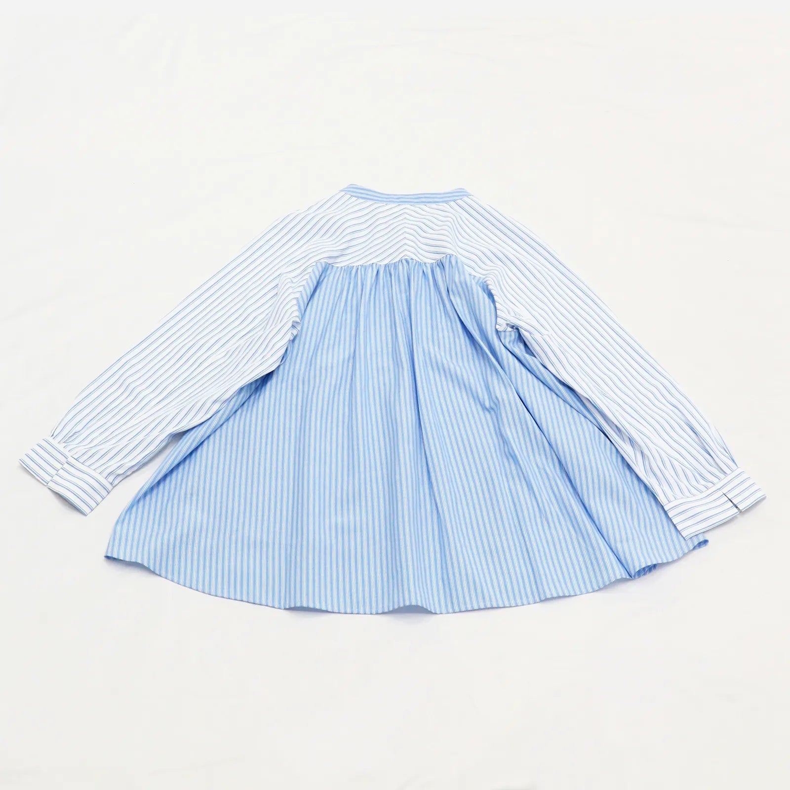 【リズム感のあるストライプが印象的】ブロッキングストライプシャツ