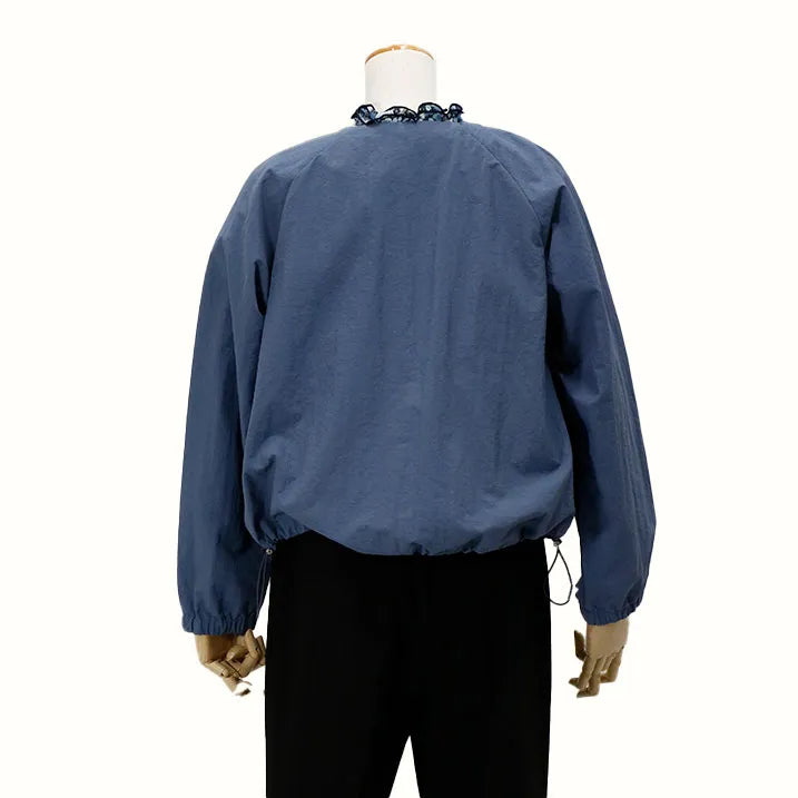 【立ち姿を美しく演出・軽量設計で、疲れにくく快適】タックブルゾン