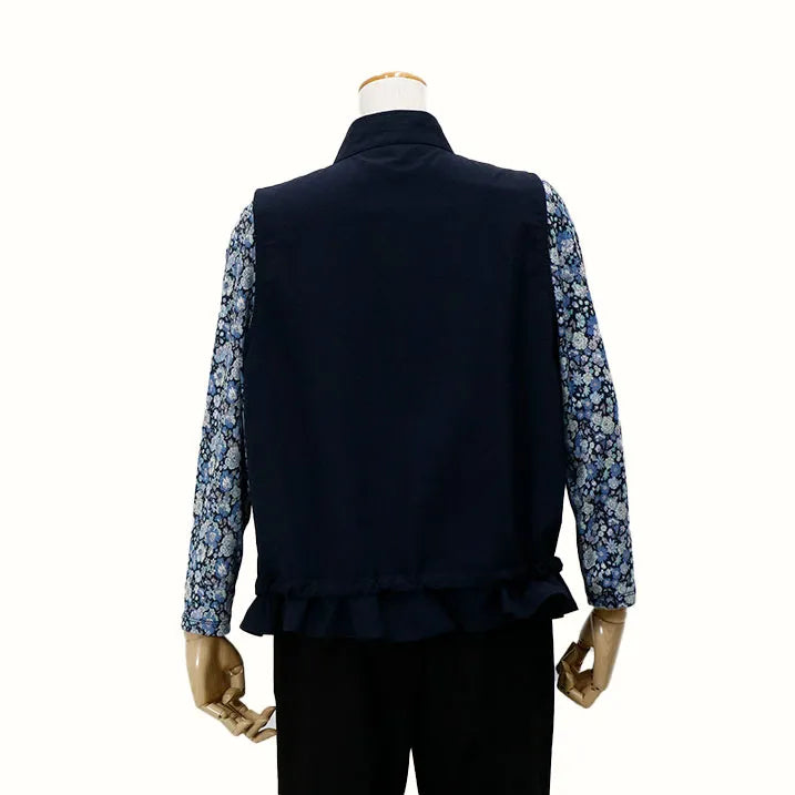 【裾のフリルが大人カワイイを演出・洗濯機◎たたんでバッグにIN】ナイロンタフタベスト