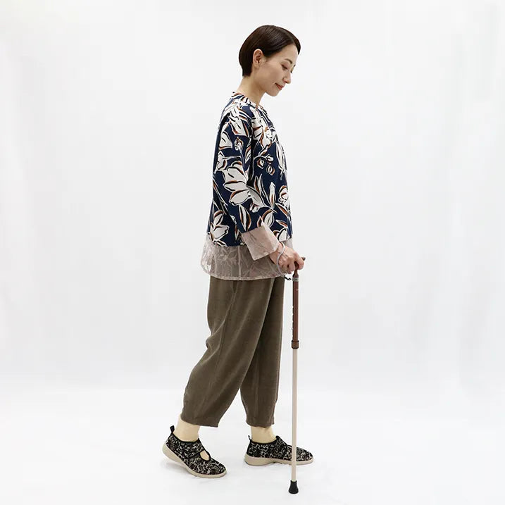 【超軽量の155g・伸縮】2トーン カーボン伸縮ステッキ