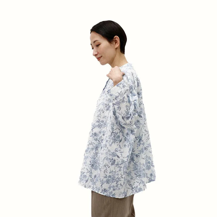 【日本製/綿100 %】リップル花柄プリントブラウス