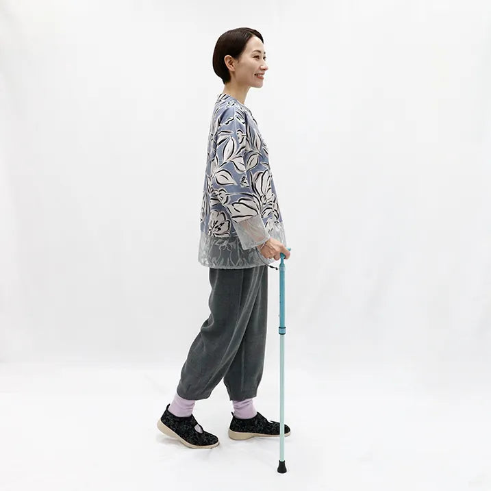 【超軽量の155g・伸縮】2トーン カーボン伸縮ステッキ