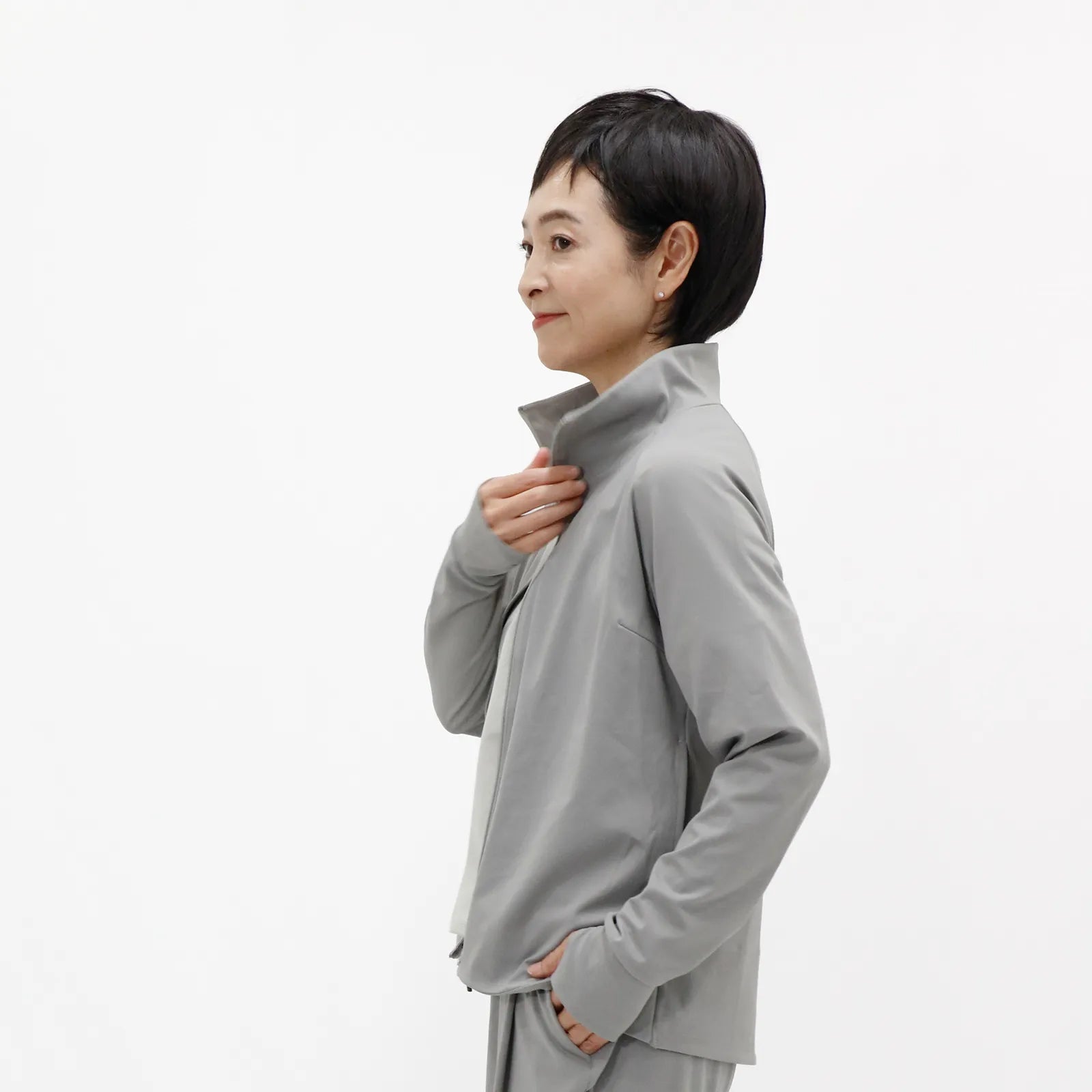 【UVカット・吸水速乾】レディースストレッチブルゾン