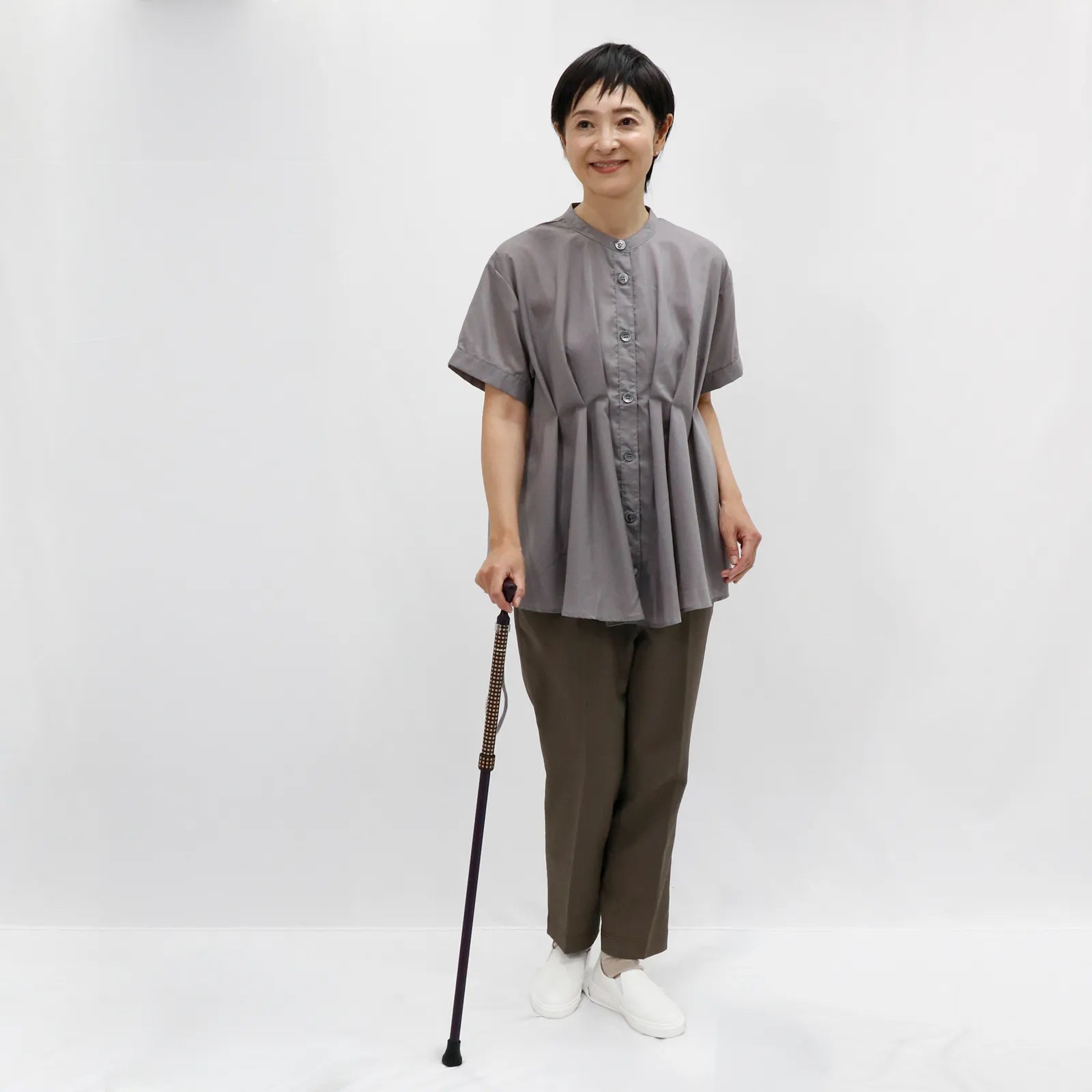 【超軽量の160g・伸縮】Check カーボン伸縮ステッキ