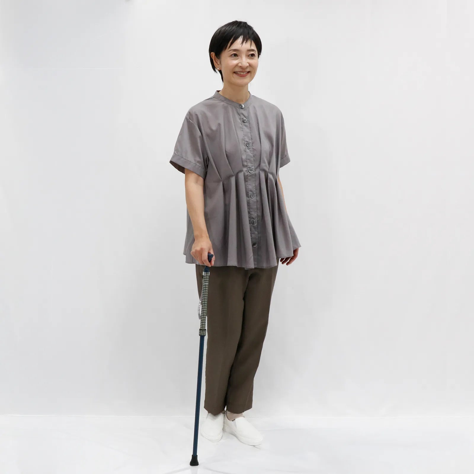 【超軽量の160g・伸縮】Check カーボン伸縮ステッキ