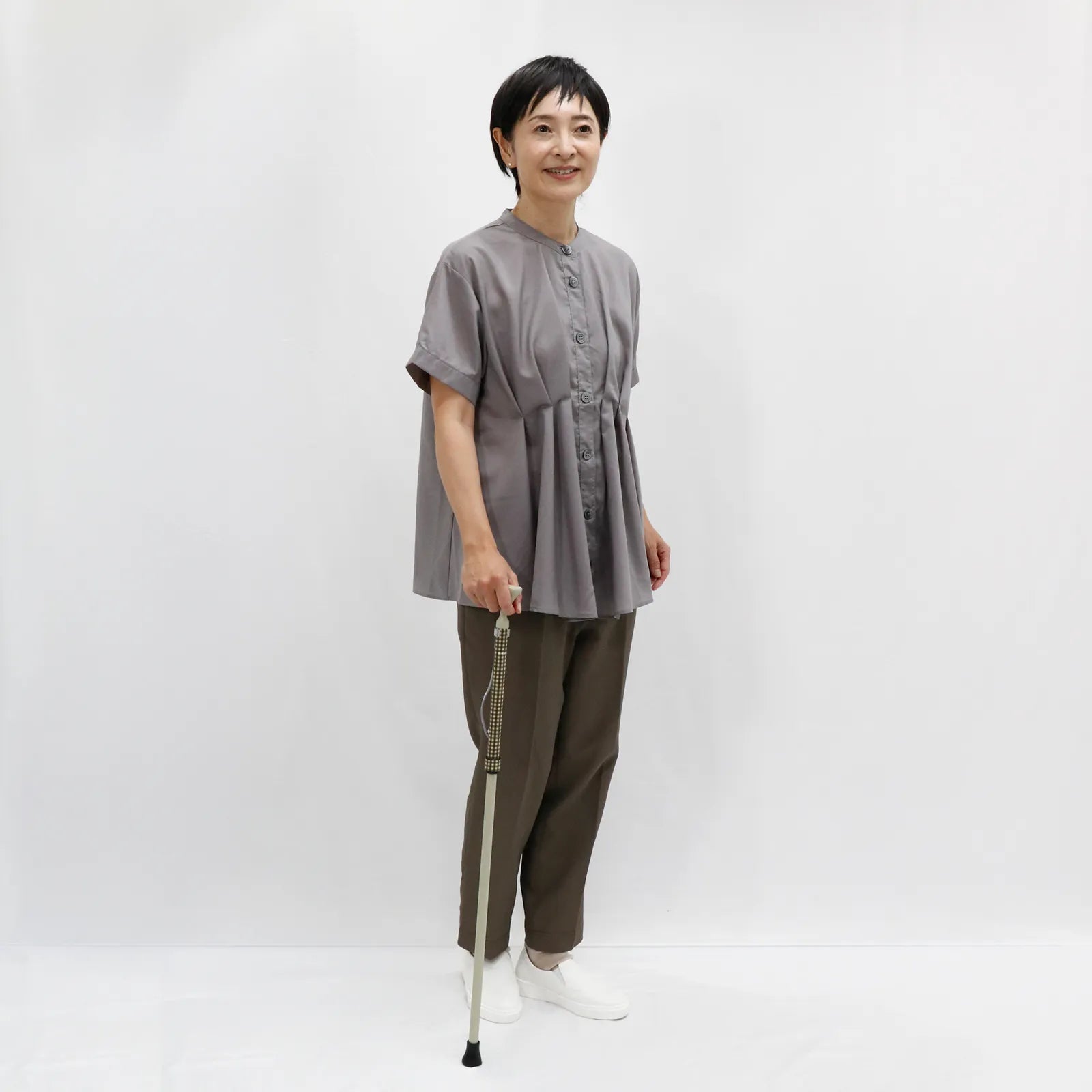 【超軽量の160g・伸縮】Check カーボン伸縮ステッキ