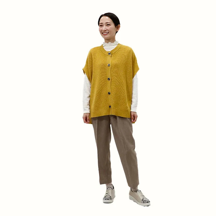 【季節の変わり目や寒暖差のある日にぴったりの1枚・着回し◎洗濯◎】畦編み肩掛けベスト