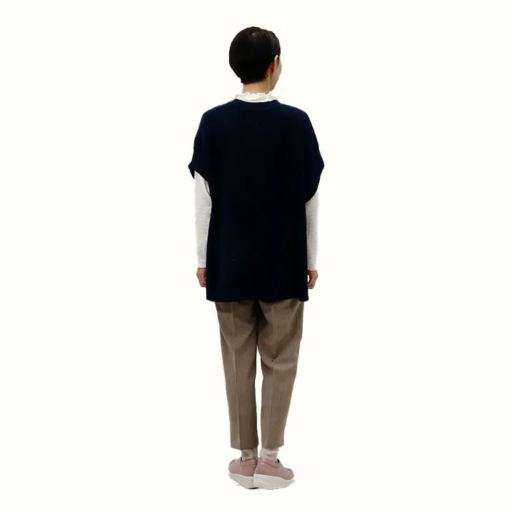 【季節の変わり目や寒暖差のある日にぴったりの1枚・着回し◎洗濯◎】畦編み肩掛けベスト