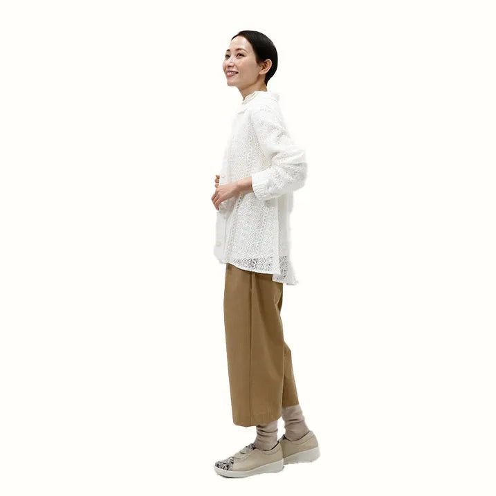 【羽織るだけで優雅な装い・洗える】レースブラウス