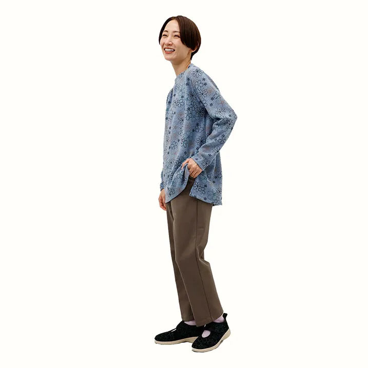 【洗える・フロントのタックがふんわり感を演出】花柄刺繡風PO