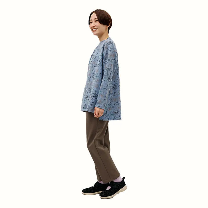 【洗える・フロントのタックがふんわり感を演出】花柄刺繡風PO