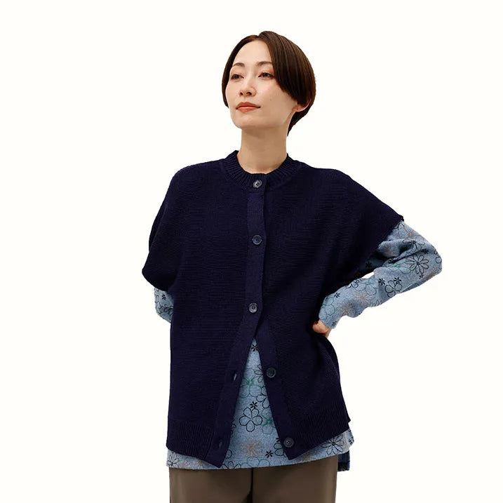 【洗える・フロントのタックがふんわり感を演出】花柄刺繡風PO