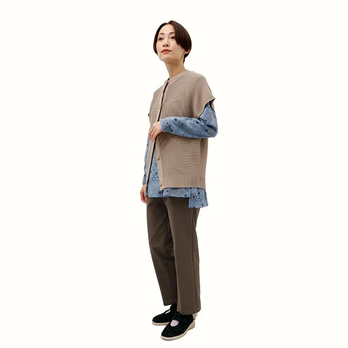【肩先まで暖かい】ニット肩掛けベスト