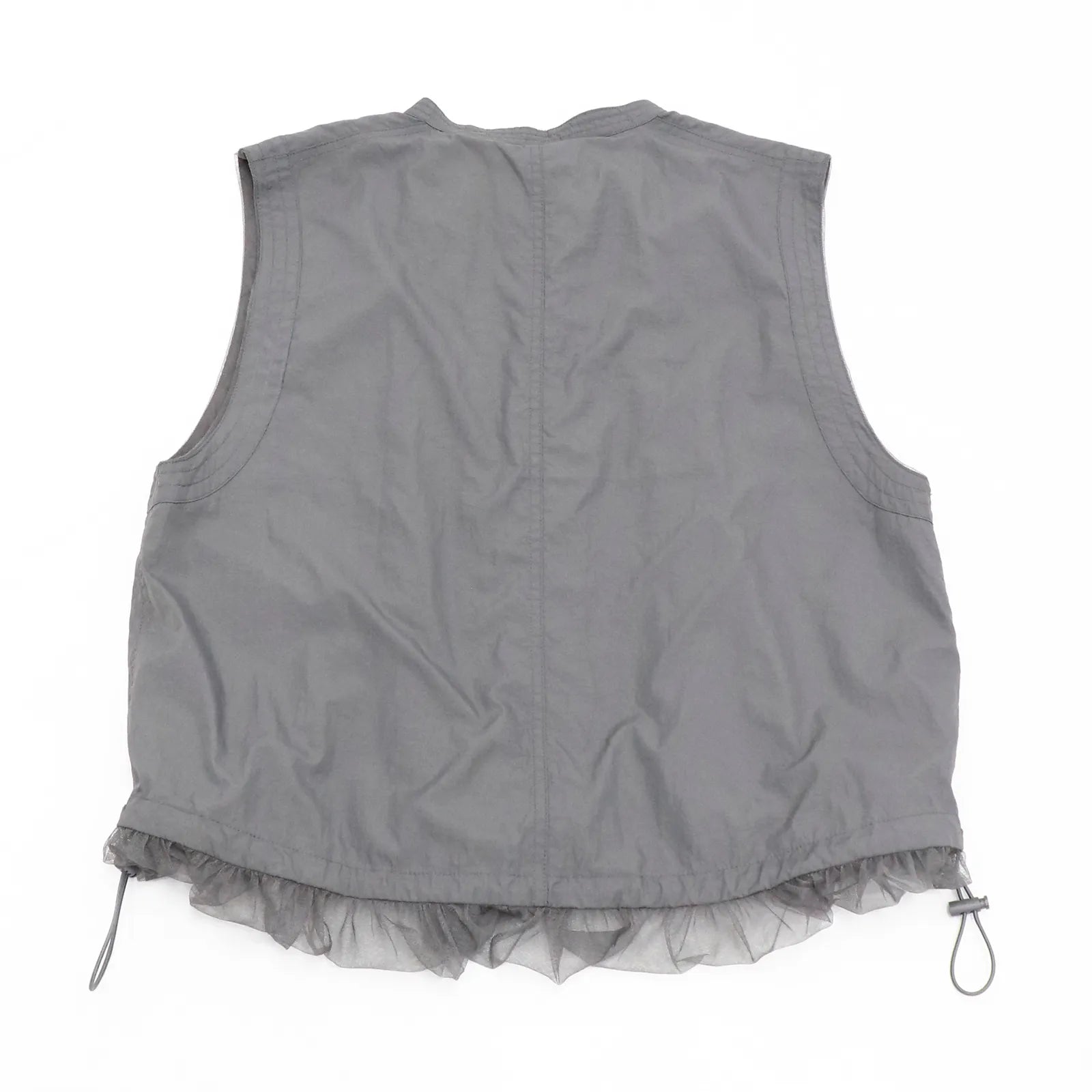 【リバーシブルで2つの表情を楽しめる】チュールリバーシブルベスト