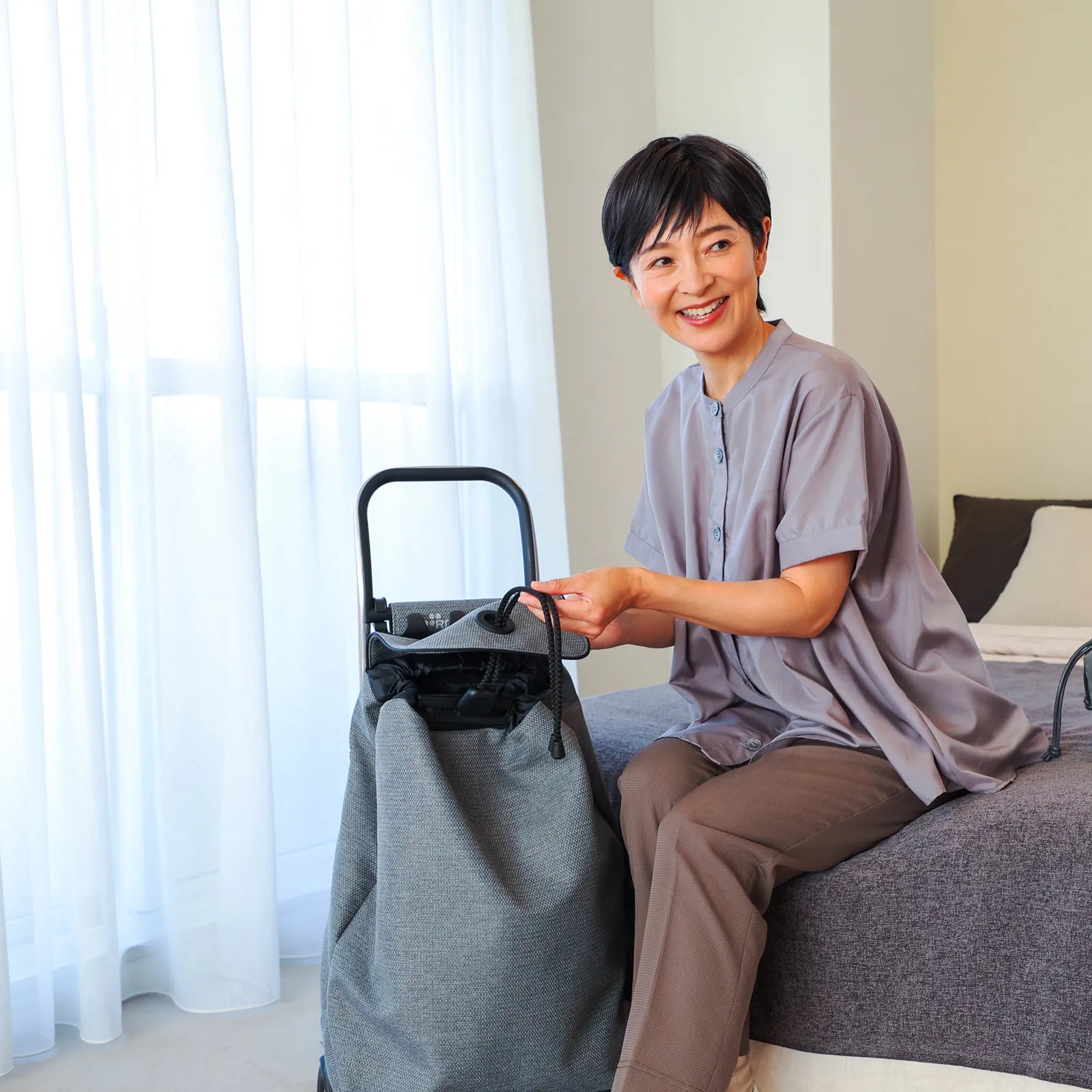 【通気性ｘ軽やかな履きごこち】レディースドットエアパンツ