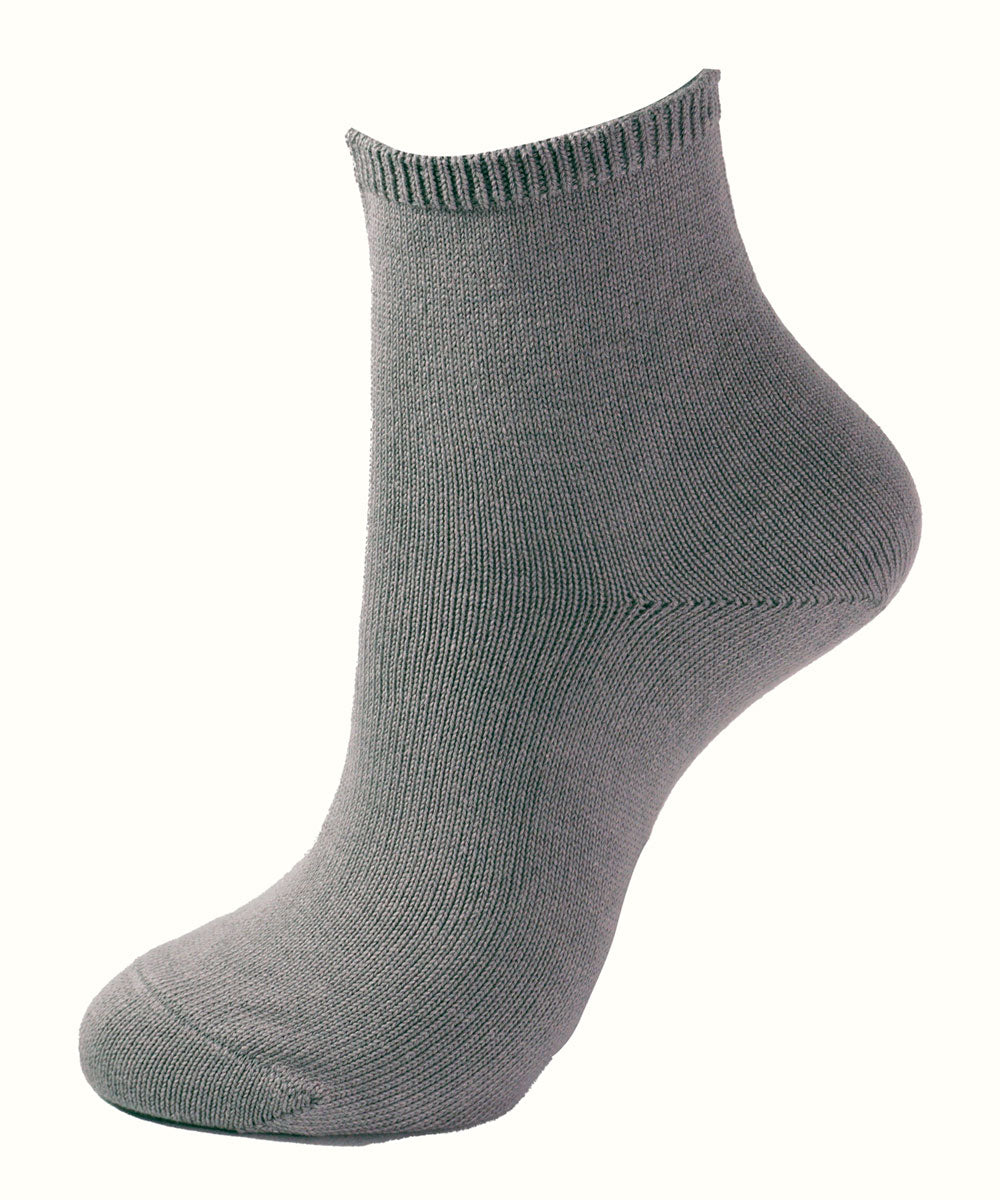 Loose-fitting socks, short length, cotton blend