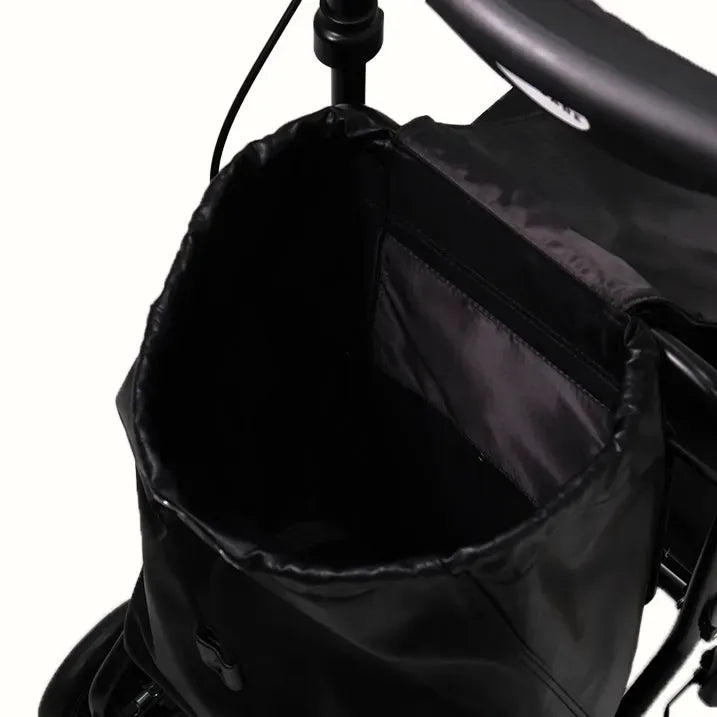 [Silver cart that makes outings more comfortable] KINDCARE Forte