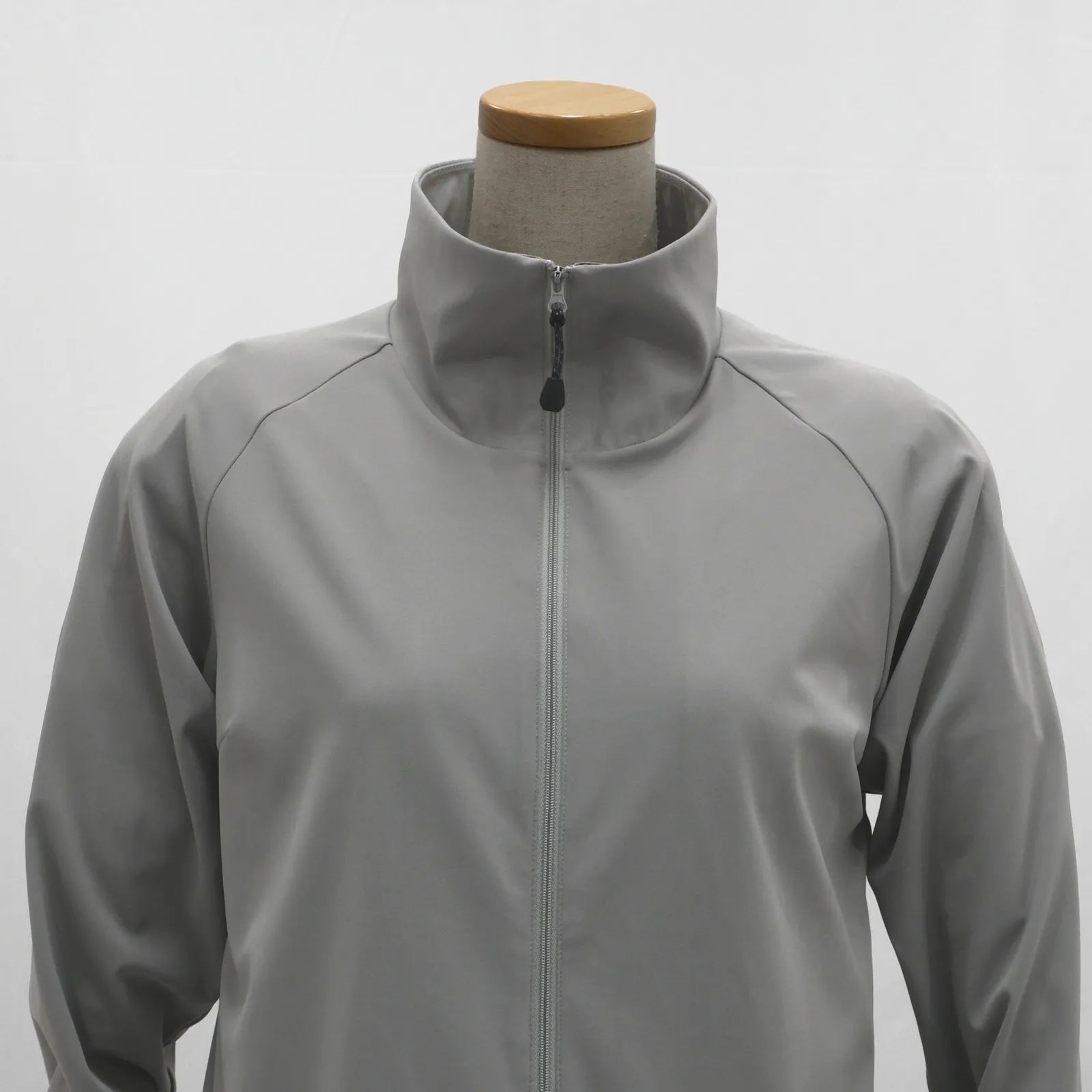 【UVカット・吸水速乾】レディースストレッチブルゾン