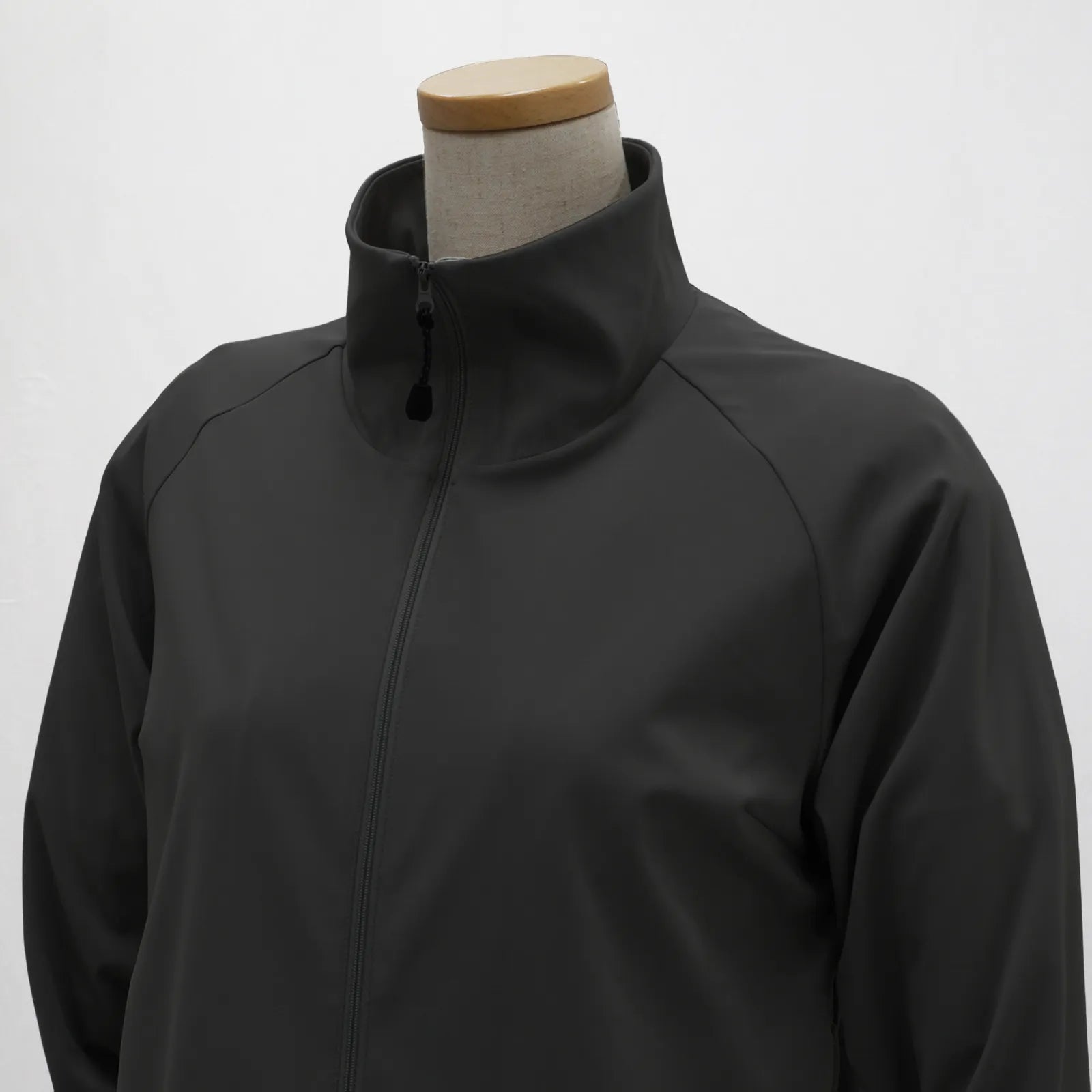 【UVカット・吸水速乾】レディースストレッチブルゾン