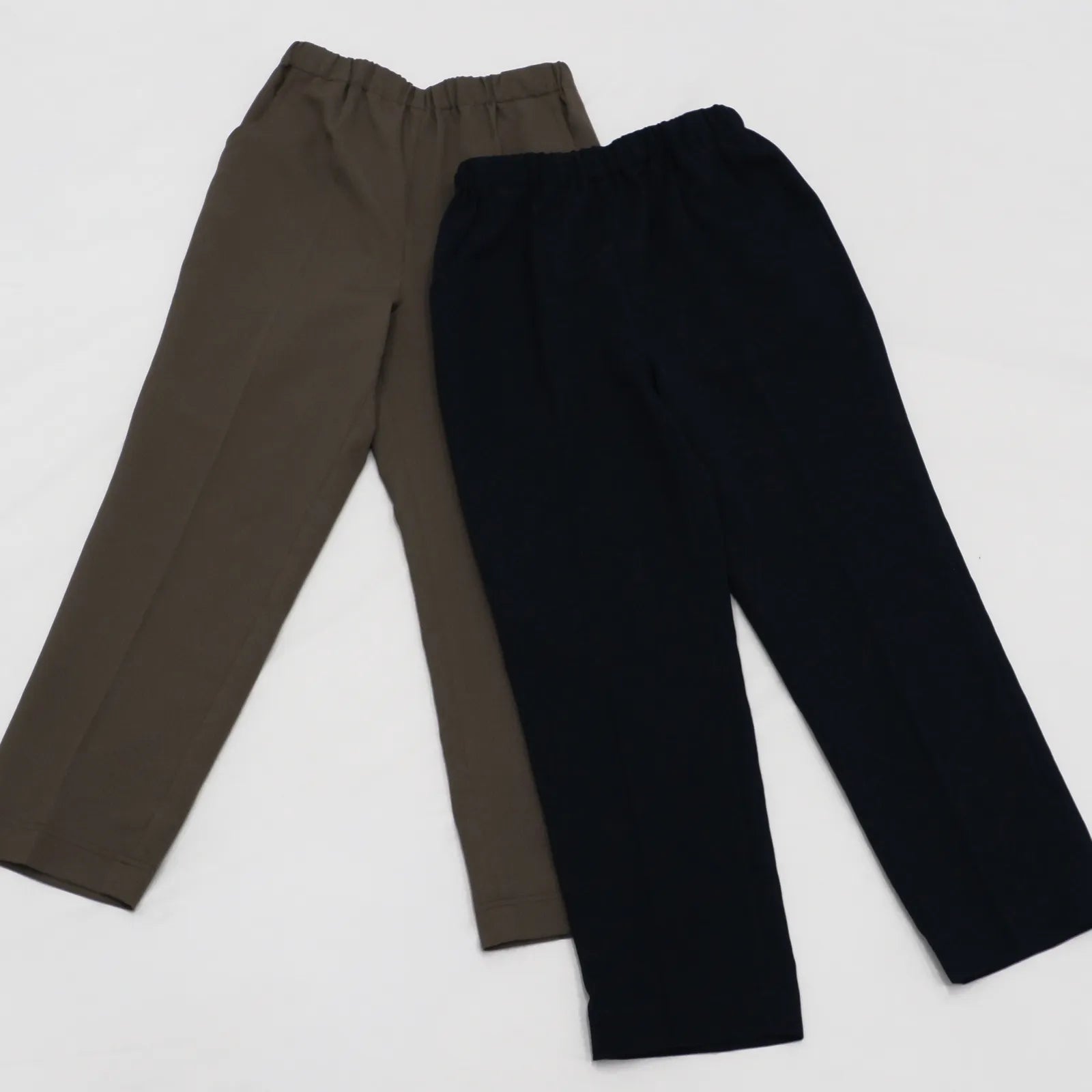 【通気性ｘ軽やかな履きごこち】レディースドットエアパンツ