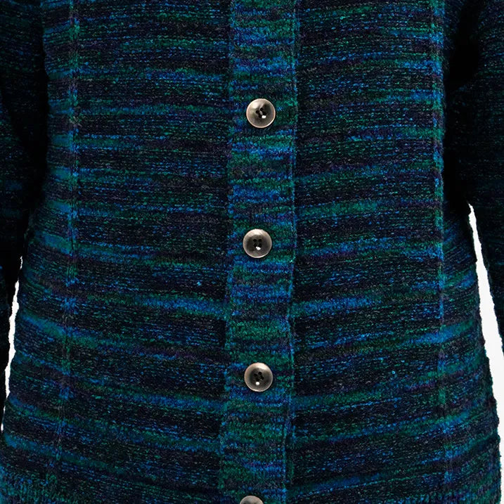 [Stylish and warm] Kasuri striped cardigan 