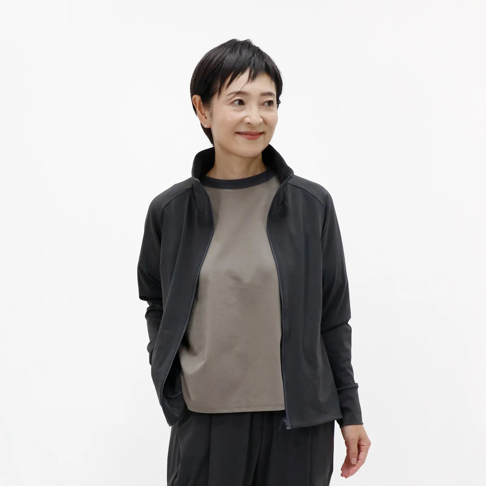 【UVカット・吸水速乾】レディースストレッチブルゾン