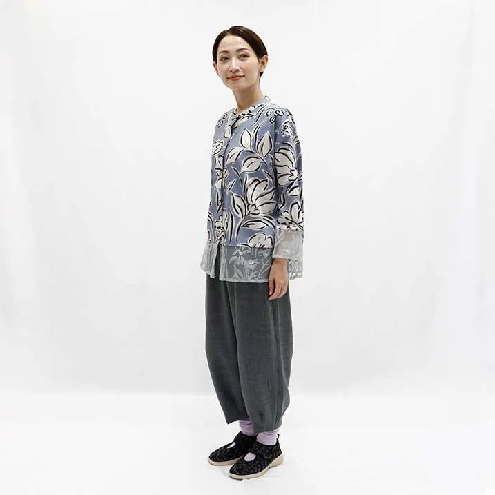 Made in Japan - Versatile and versatile: Tweed-style pants with darts at the hem
