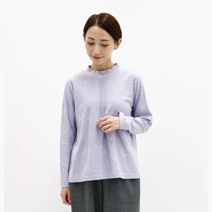 【洗濯◎ストレッチ素材で動きを妨げない】ドットジャカードプルオーバー