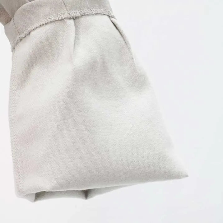[Made in Japan, versatile] Darted pants with a brushed back