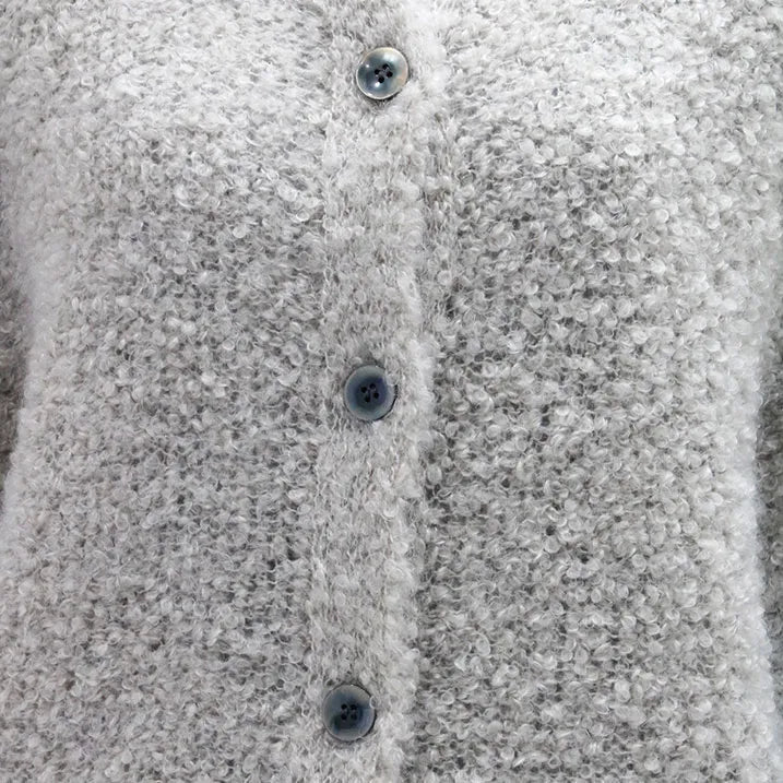 [Lightweight and gentle on the body] Knit boucle shoulder vest
