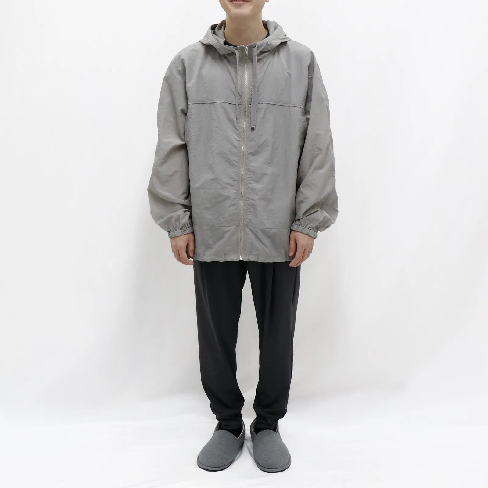 【花粉ガードで快適なお出掛け】メンズ花粉ガードパーカー