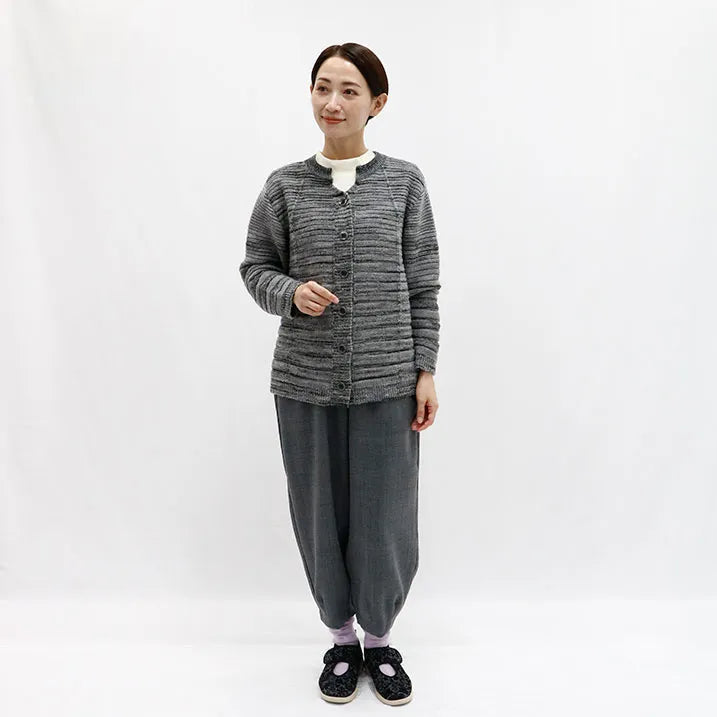 [Stylish and warm] Kasuri striped cardigan 