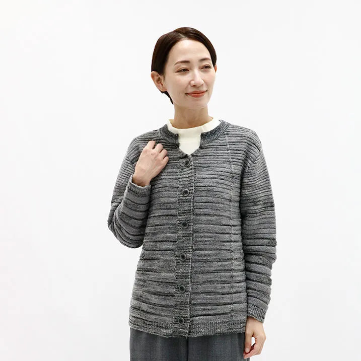 [Stylish and warm] Kasuri striped cardigan 