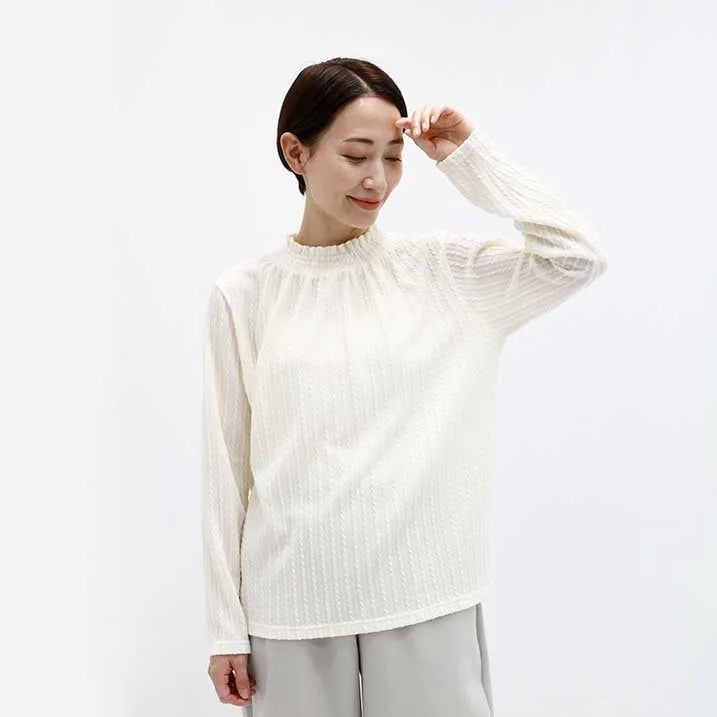 [Slimming effect ◎] Cable jacquard pullover