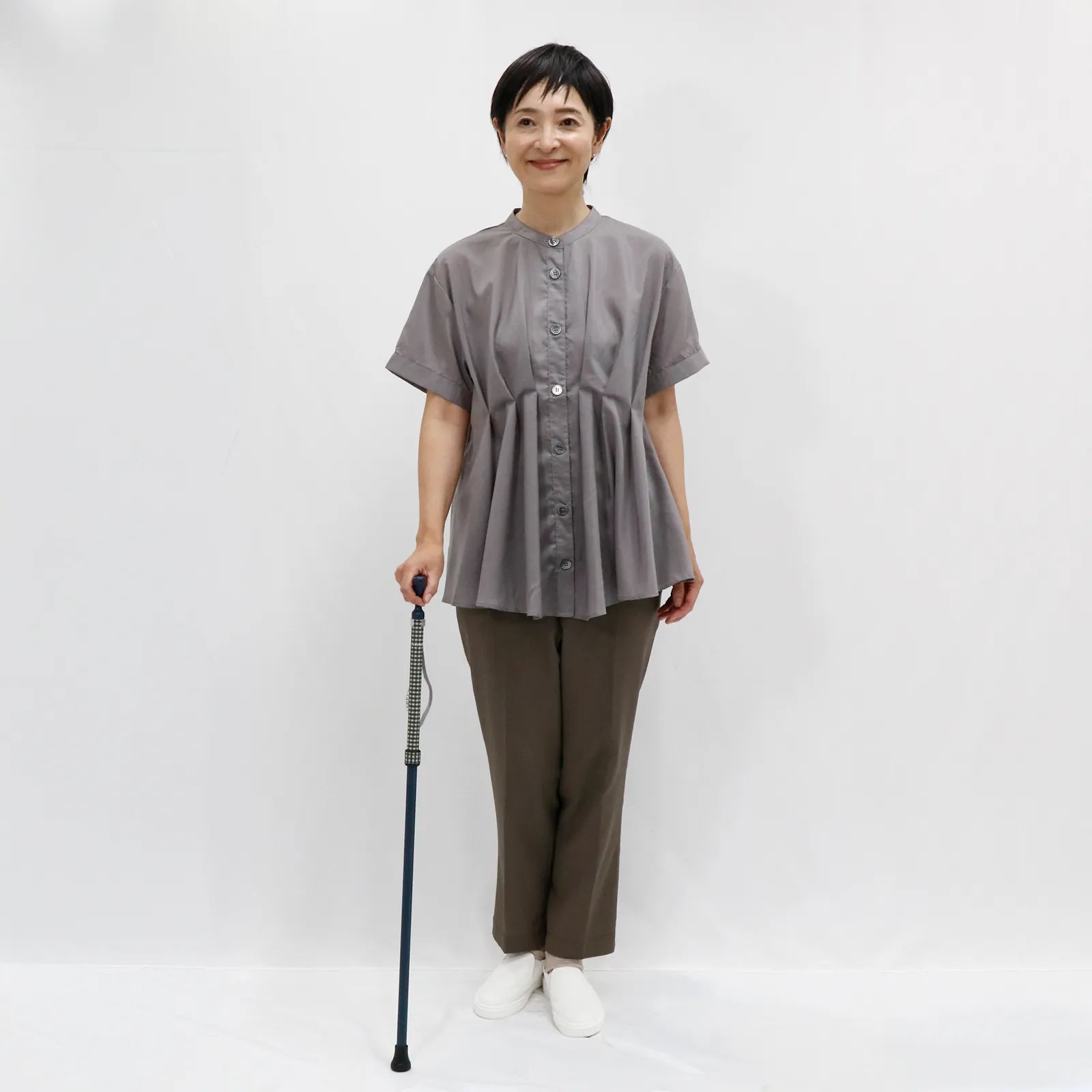 【超軽量の160g・伸縮】Check カーボン伸縮ステッキ