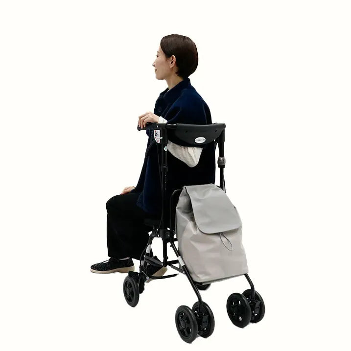 [Silver cart that makes outings more comfortable] KINDCARE Forte