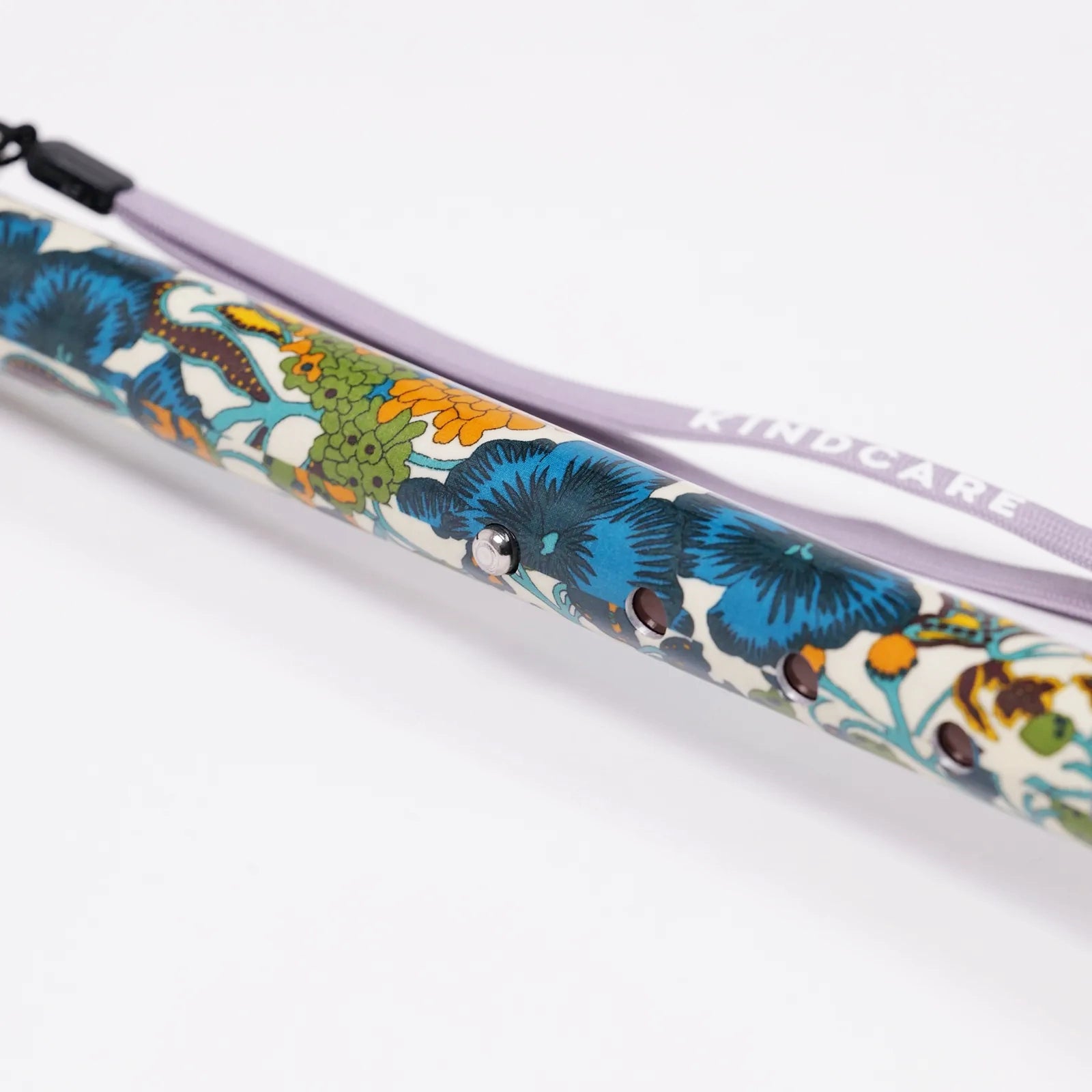 [Freestanding, Extendable, and Articulating] 4-Point Operation Cane, Liberty Print, Edna