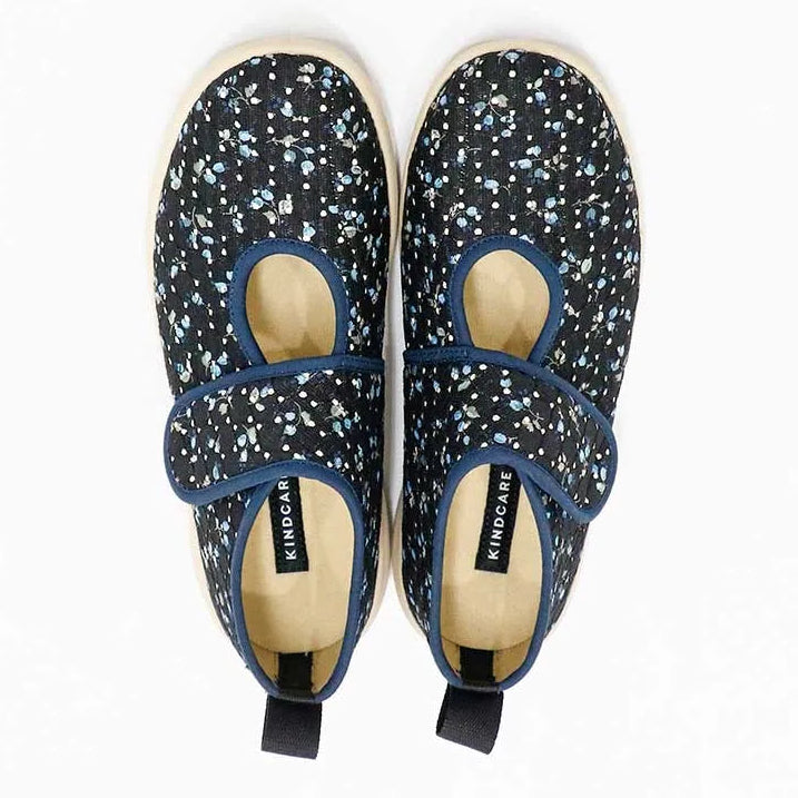 [Ultra-lightweight design reduces strain on your feet and makes putting on and taking off easy] Liberty Print Lace Shoes Valeria