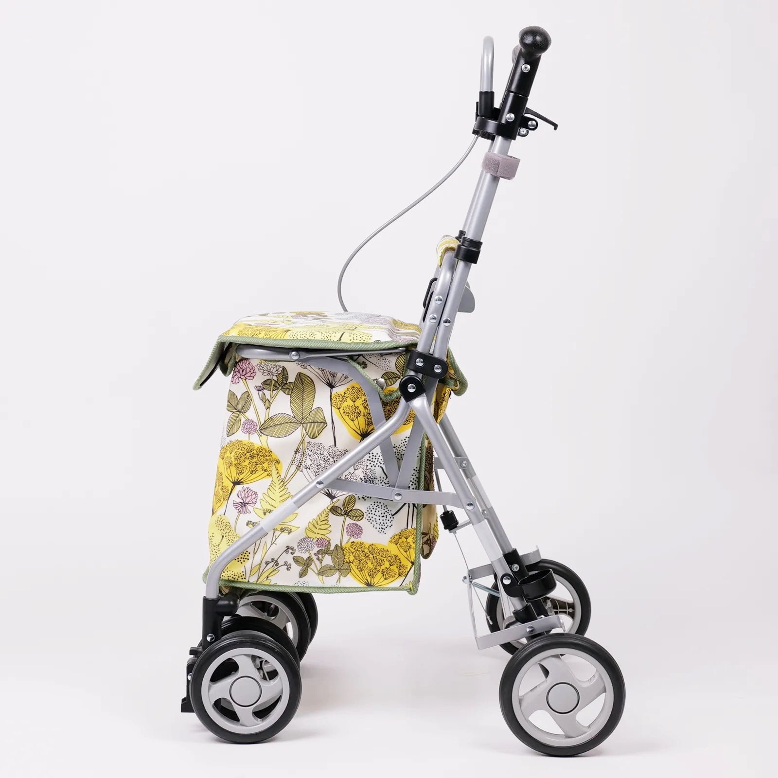 【ワンタッチで折りたためるシルバーカー】Finlayson リズムRWC NIITTYPOLKUニッティポルク