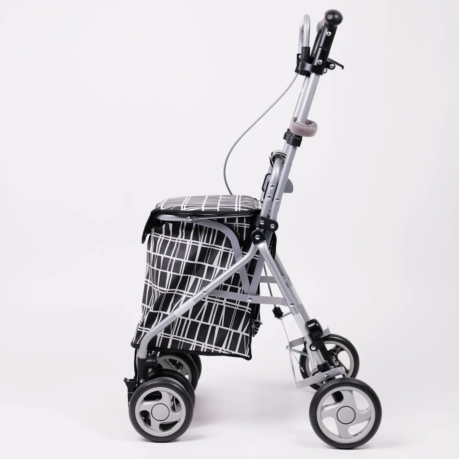 【お手入れしやすいシルバーカー】FinlaysonリズムRWC CORONNAコロナ